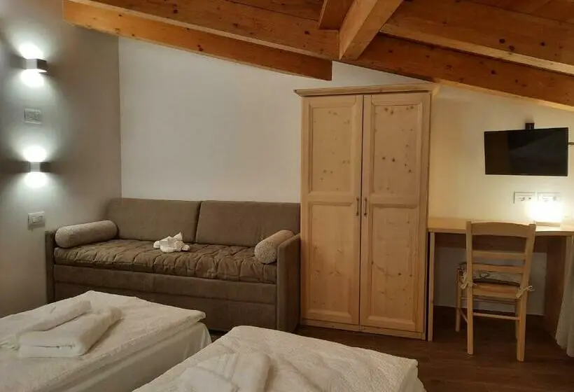 マウンテンビューファミリールーム, B&b Alla Spiazzőla