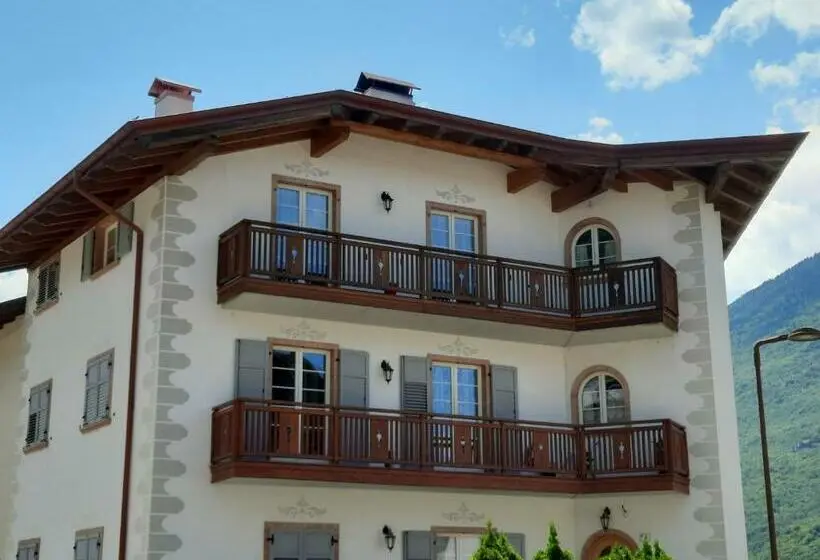 マウンテンビューファミリールーム, B&b Alla Spiazzőla