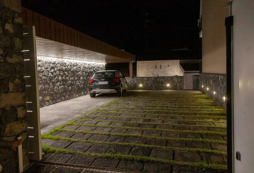 1ベッドルームドゥプレックスアパートメント, Mori Siciliani House