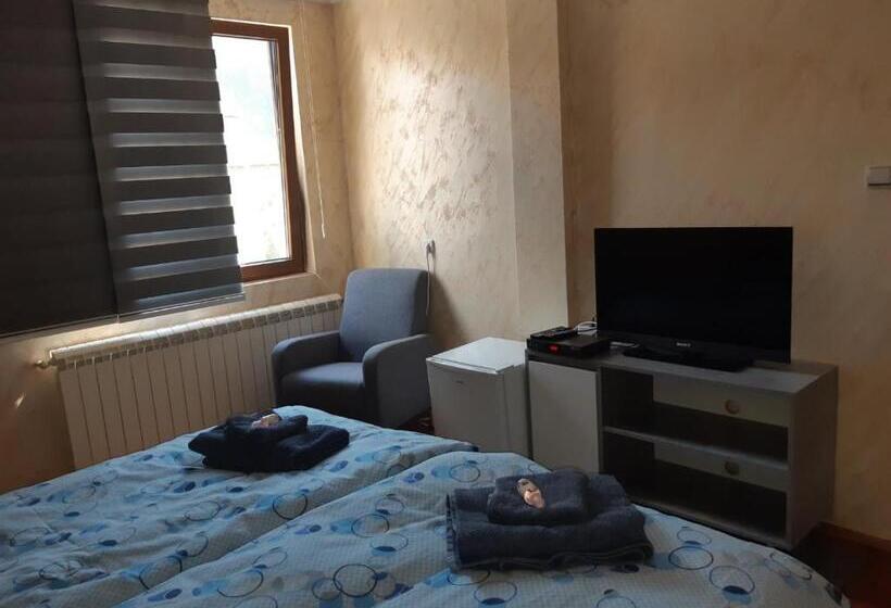 デラックスルーム, къща томови,стаи за гости