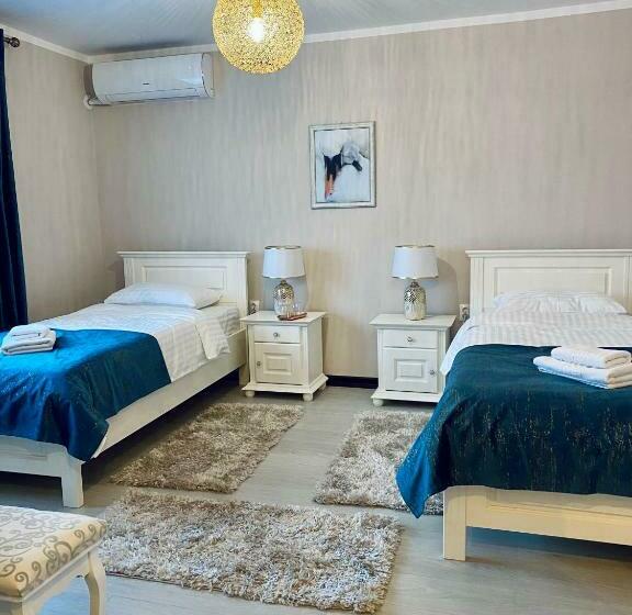 Номер Стандарт, Pensiunea Izora