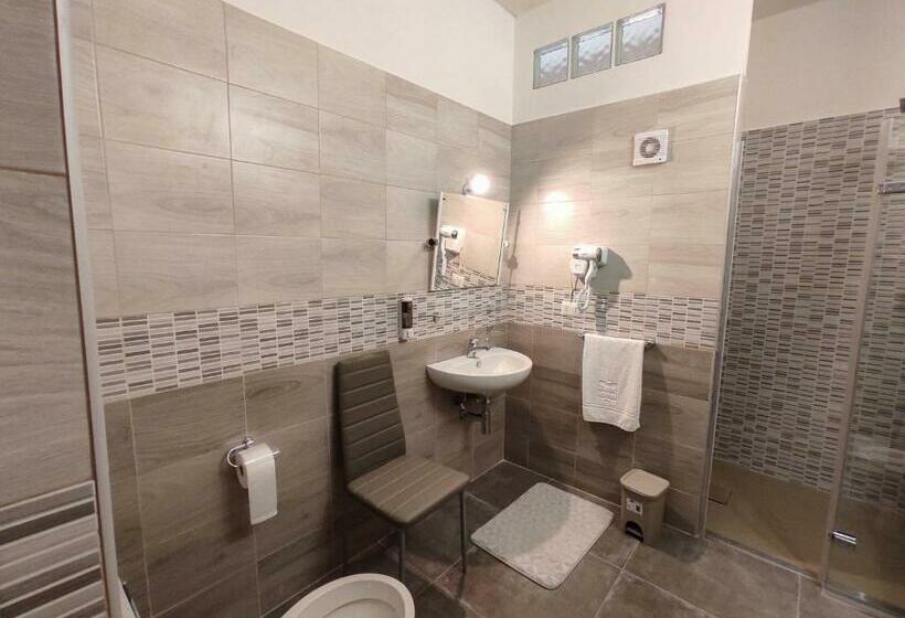 Трехместный Президентский, Cerva Bianca B&b