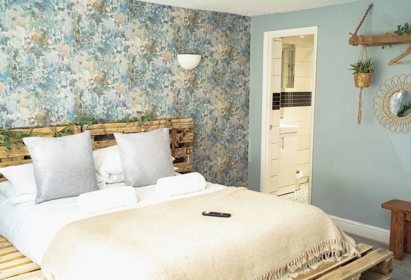 Номер Стандарт, Saltwater Guest House