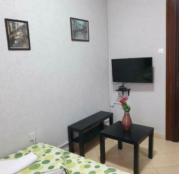 غرفة قياسية, Km!sofia   стаи за гости