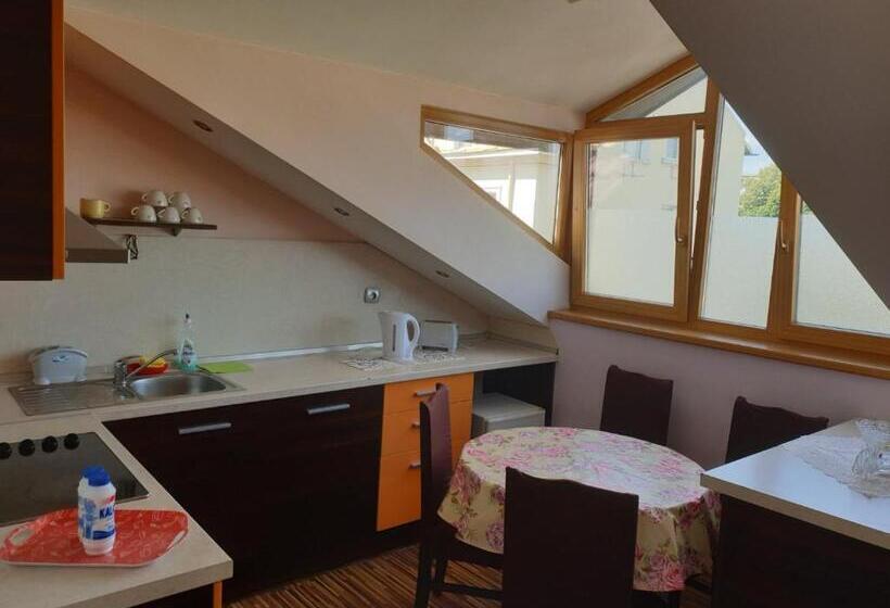 غرفة عائلية, Km!sofia   стаи за гости