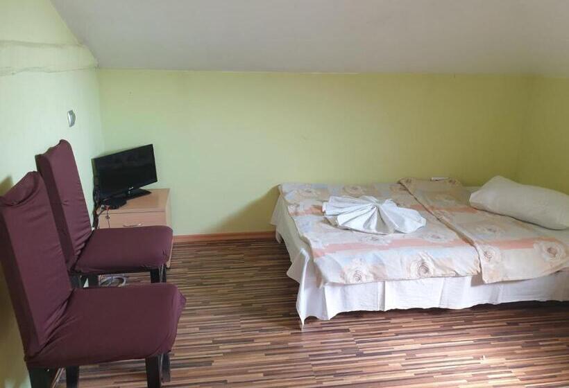 غرفة عائلية, Km!sofia   стаи за гости