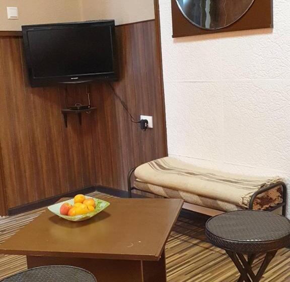 غرفة قياسية رباعية حمام مشترك, Km!sofia   стаи за гости