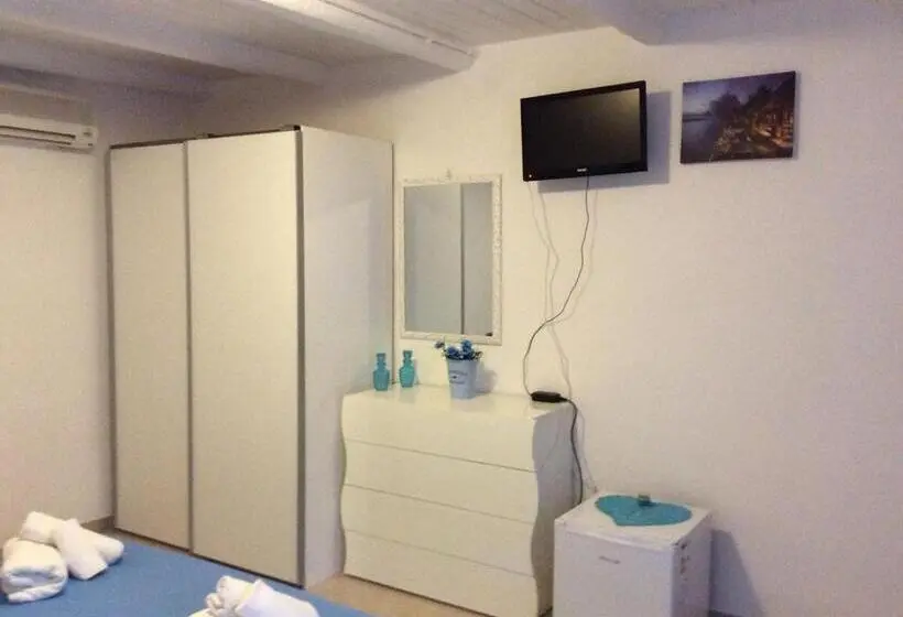 اتاق استاندارد با چشم‌انداز باغ, Residence Rosa Blu