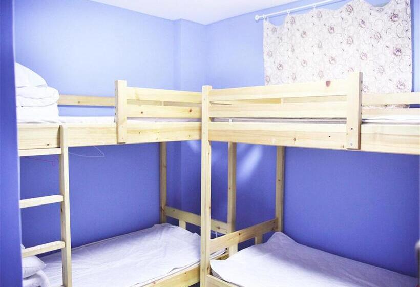 Llit en Habitació Compartida, P.loft Youth Hostel