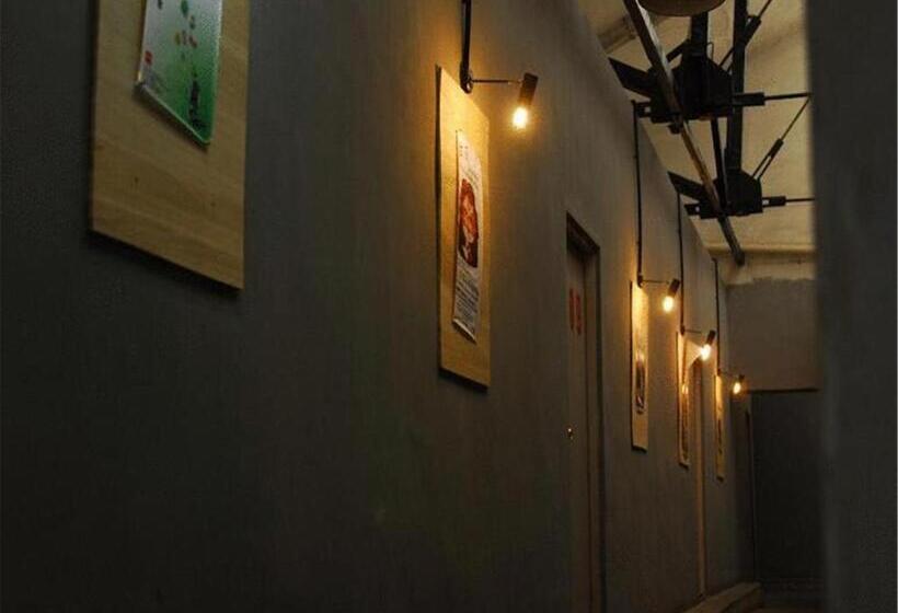 Llit en Habitació Compartida, P.loft Youth Hostel