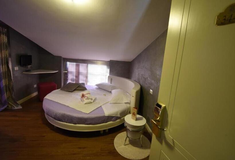 חדר סופריור, Al Castello