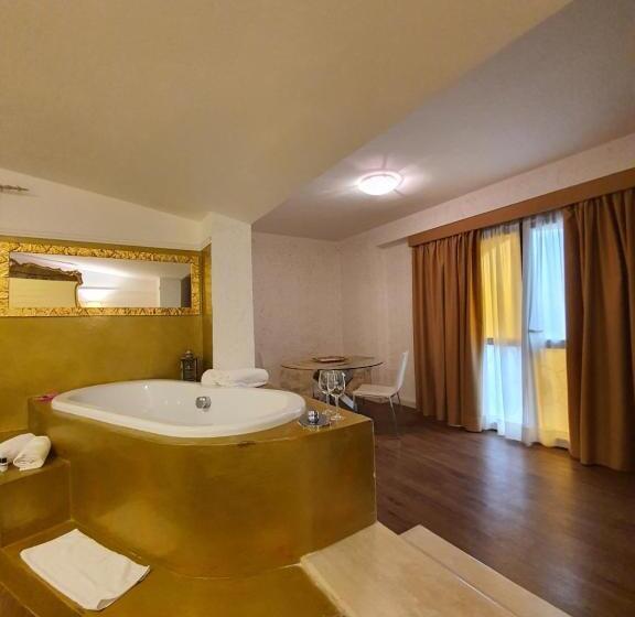 חדר דלוקס, Al Castello