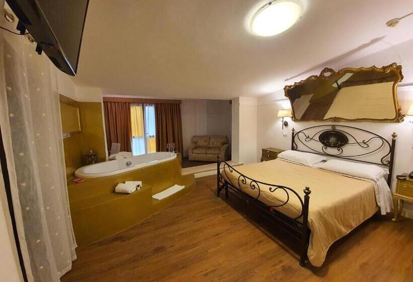 חדר דלוקס, Al Castello