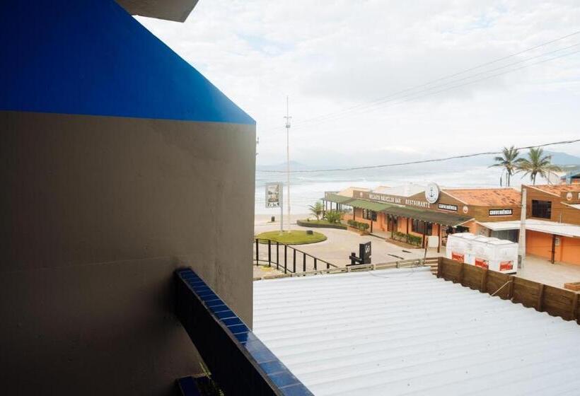 סוויטה צדדית נוף לים, Cris