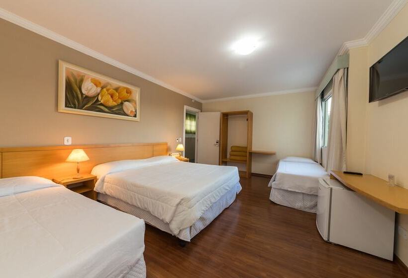 스탠다드 트리플 룸, Pousada Parque Das Flores