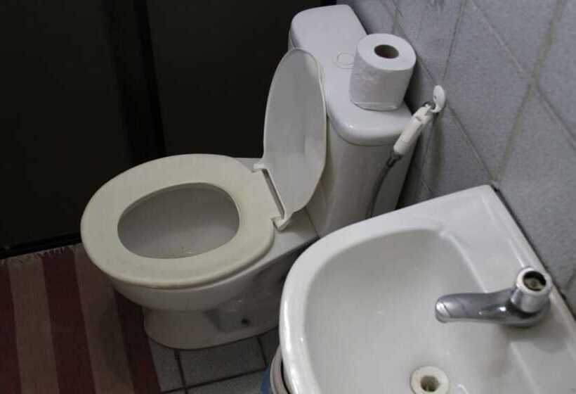 سرير فى غرفة مشتركه, Manaira Hostel