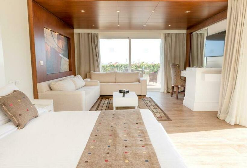 سوییت اجرایی, Sunrise Montemare Resort Grand Select