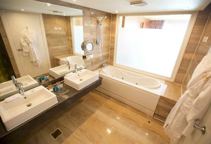 سوییت لوکس, Sunrise Montemare Resort Grand Select