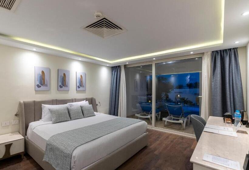 سوئیت کلاب, Sunrise Montemare Resort Grand Select