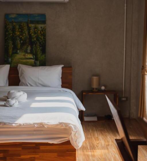 غرفة قياسية سرير كينج, Banmai87 Guest House บ้านไม้87 เกสต์เฮ้าส์