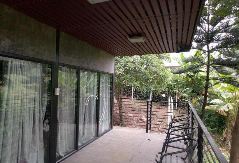 Estudio Estándar con Balcón, ภูน้ำทิพย์ รีสอร์ท