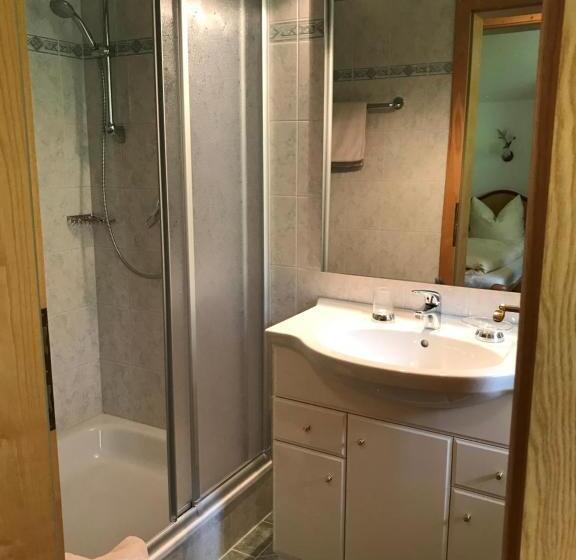 Семейный Номер, Landhaus Montana