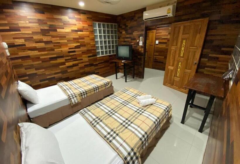 Номер Стандарт, โรงแรมภูน้ำฟ้า Phunumfha Hotel ชุมแพ