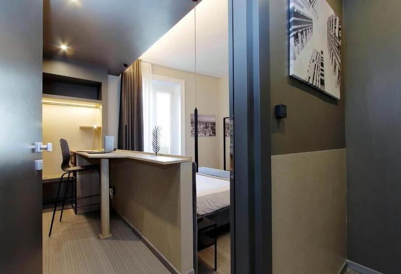 Comfort room with balcony, Vico Fashion District