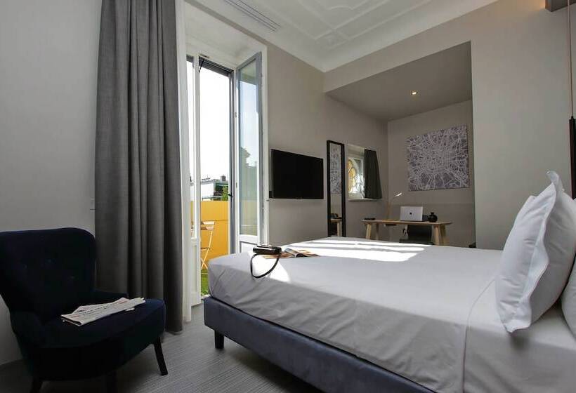 اتاق راحتی, Vico Fashion District