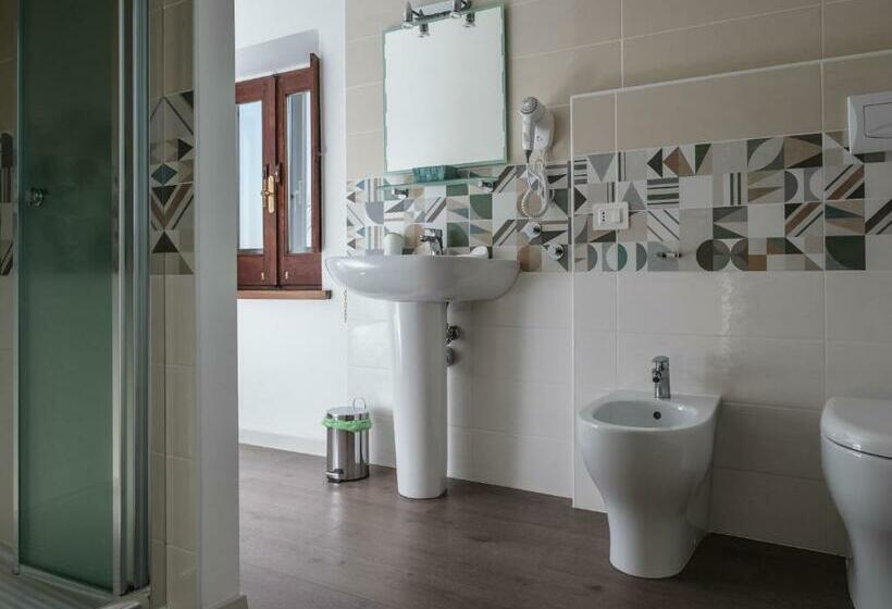 スタンダードルーム, B&b Palazzo Policastri