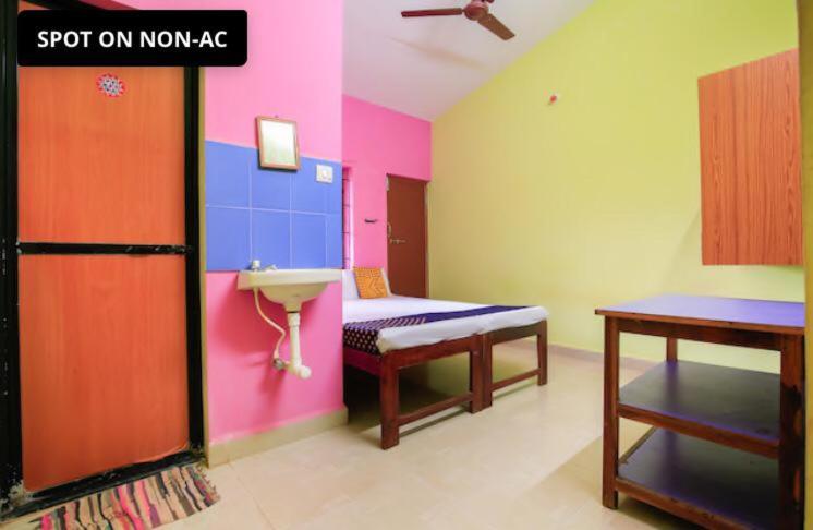 Номер Стандарт, Gods Gift Guesthouse