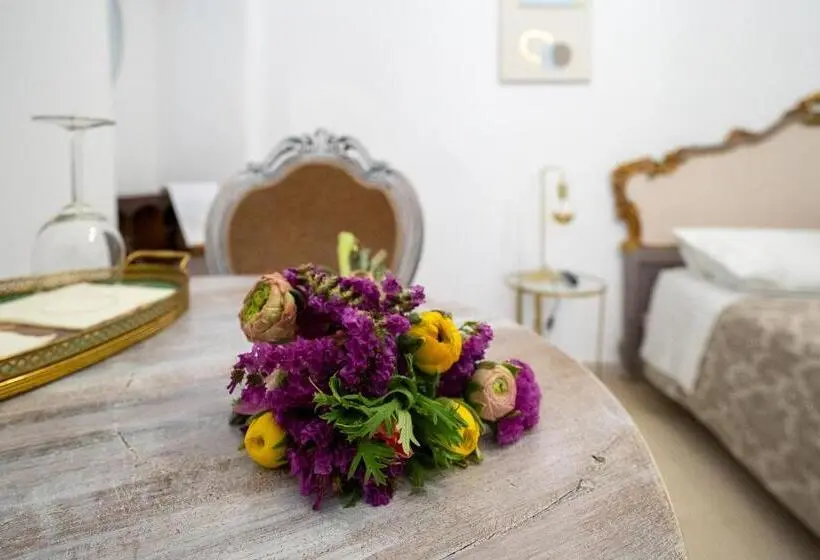 デラックスルーム, Corte Pietrantica   Charming Rooms & Suites