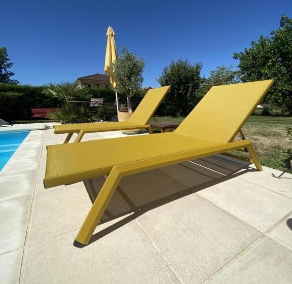 Номер Superior, La Perle Rouge A Panazol