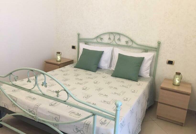 חדר משפחתי, B&b La Pietra
