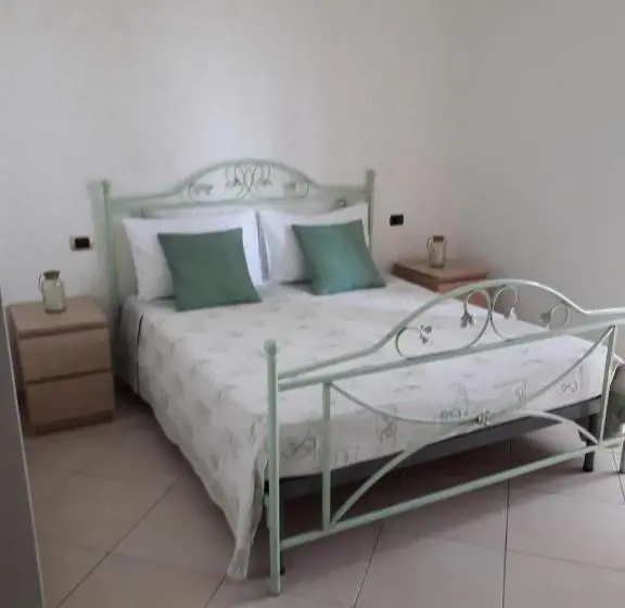 Perhehuone, B&b La Pietra