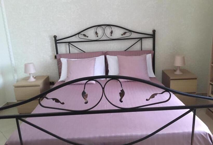 Номер Стандарт Трехместный, B&b La Pietra