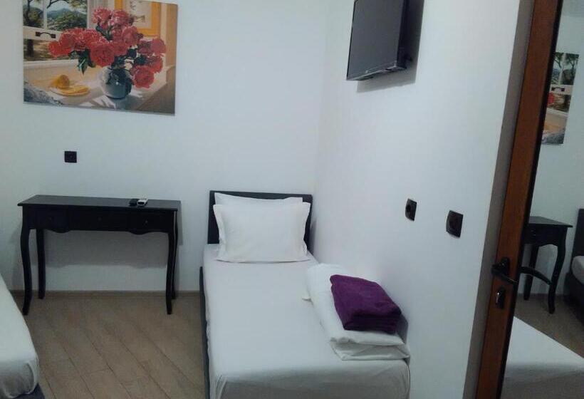 חדר אקונומי, стаи за гости калина и милан