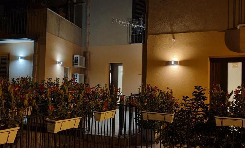 Standard room with outdoor bath, Casa Margò