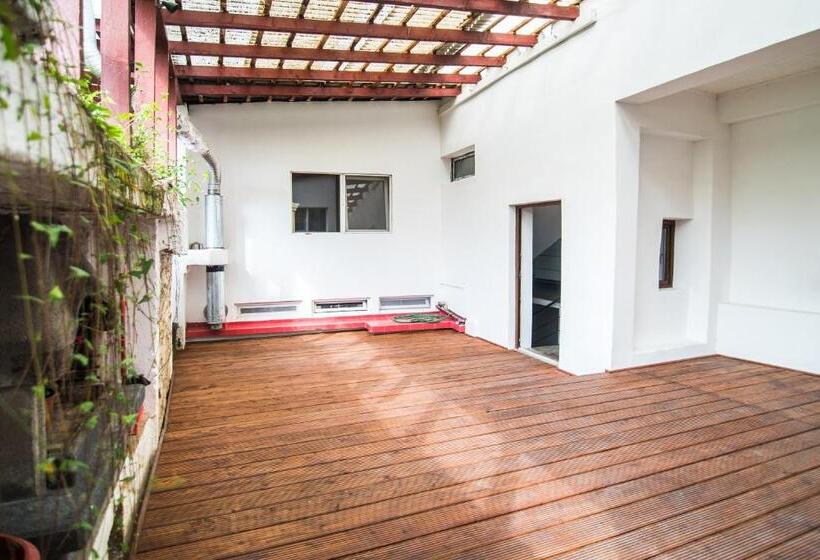 חדר סטנדרט לשלושה, Transylvania Guest House