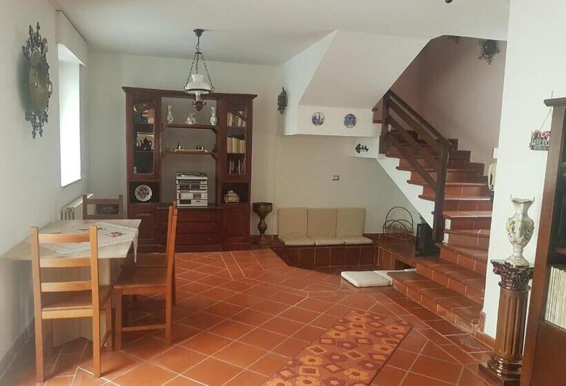 デラックスルーム, La Casa Blanca