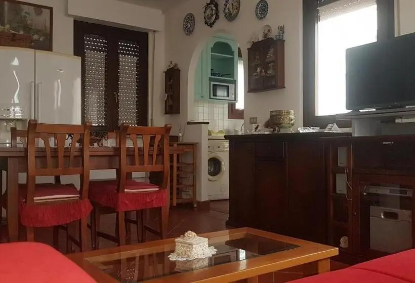 آپارتمان 1 خوابه با تراس, La Casa Blanca