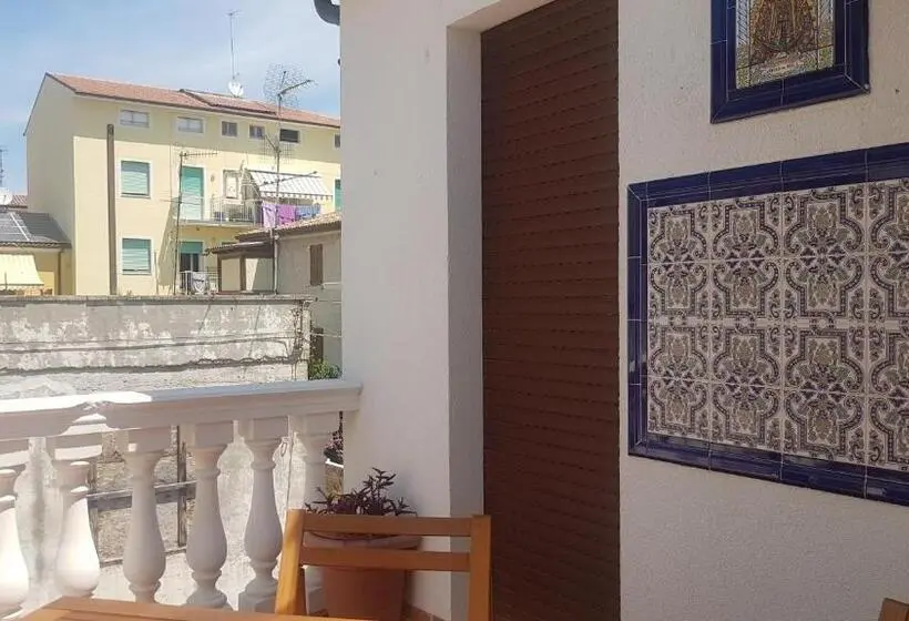 آپارتمان 1 خوابه با تراس, La Casa Blanca