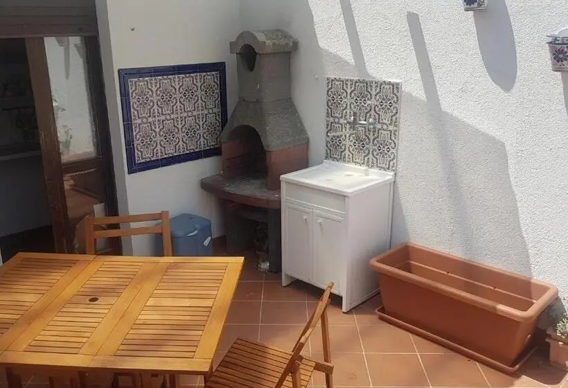 آپارتمان 1 خوابه با تراس, La Casa Blanca