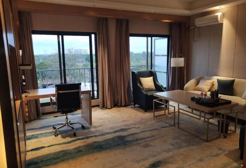 سوییت لوکس, 皇家一号度假村 Tourist Garden