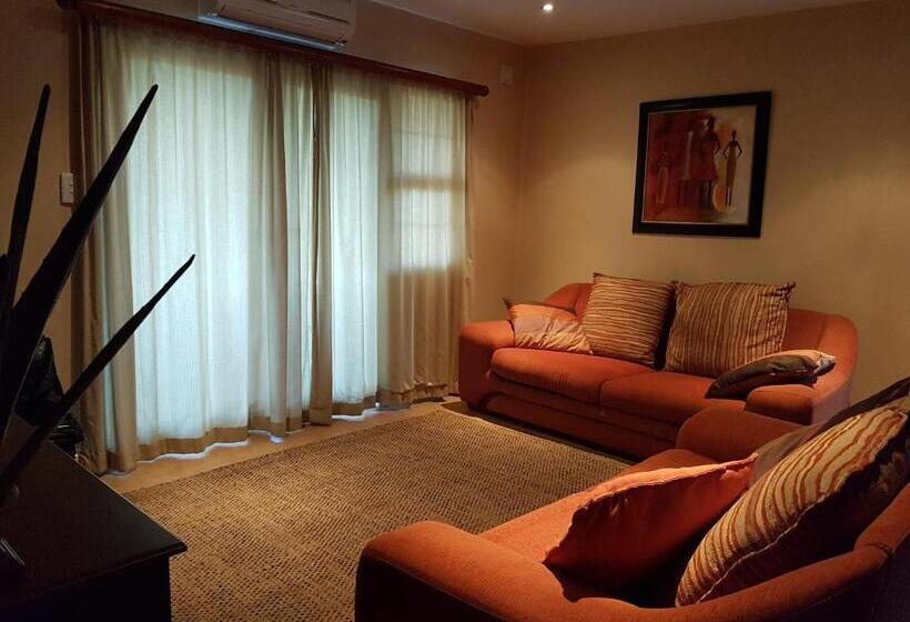 带3个卧室的公寓, Ocean View Villas Unit G02