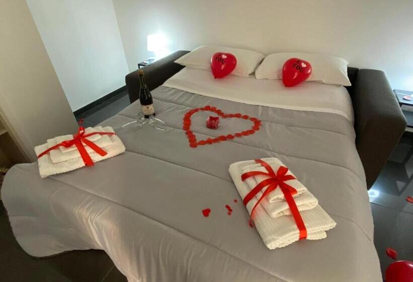 اتاق لوکس, Dimora Al Centro