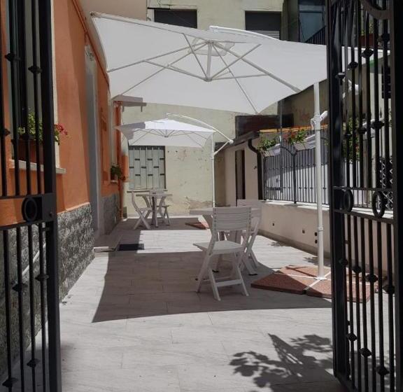 اتاق لوکس, Dimora Al Centro