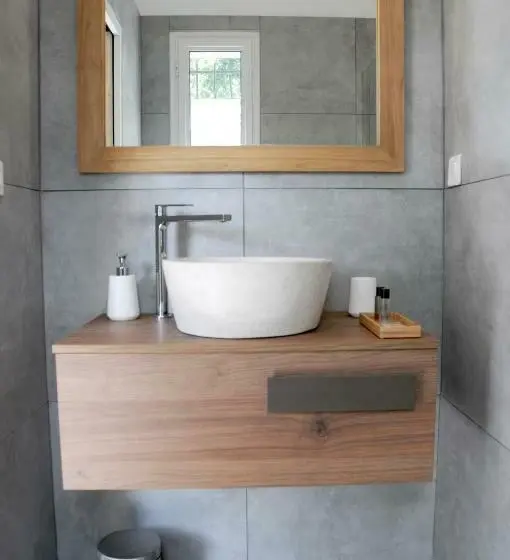 デラックスルーム, Les Suites D Agosta