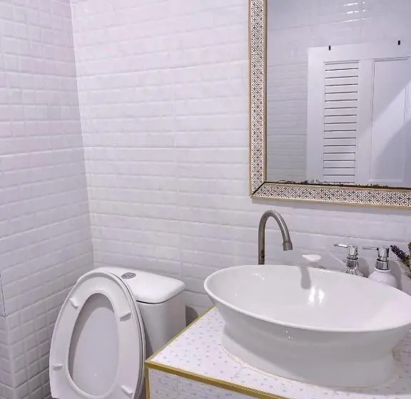 スタンダードトリプルルーム, Zleepinezz Hostel