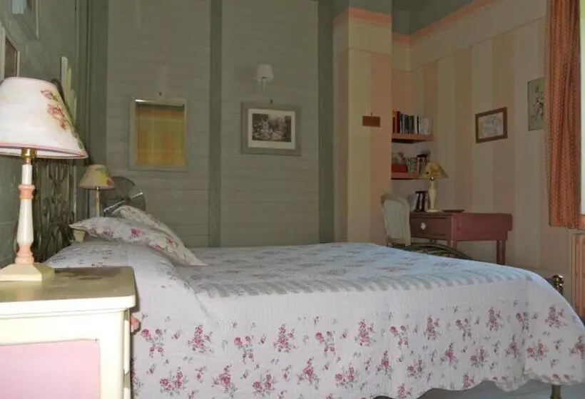 スタンダードトリプルルーム, B&b Rossociliegia